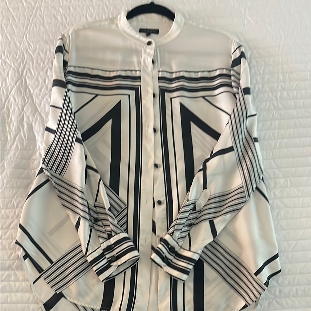 Rag& Bone Stylish Black and White Geometric blouse